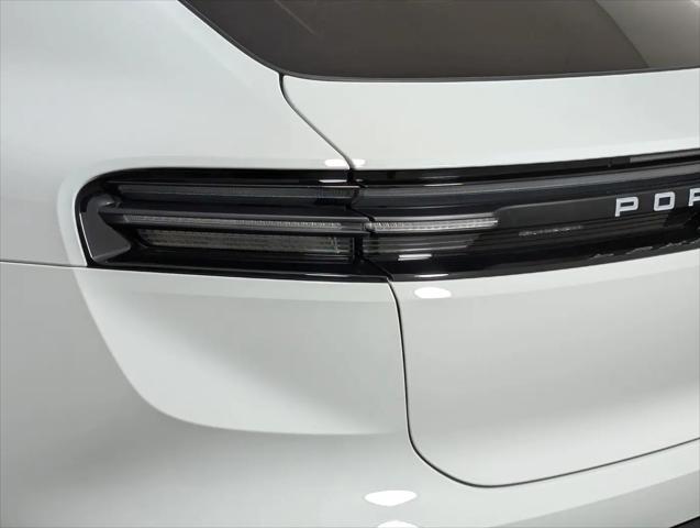 2025 Porsche Macan Electric 4