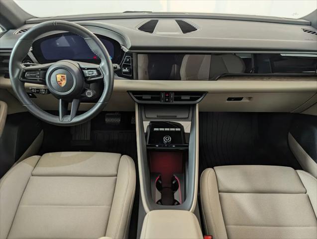 2025 Porsche Macan Electric 4