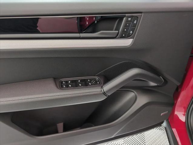 2025 Porsche Cayenne Cayenne