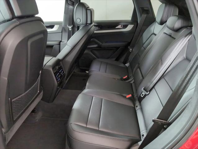 2025 Porsche Cayenne Cayenne