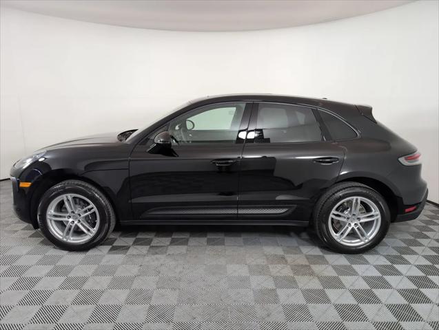 2025 Porsche Macan Macan