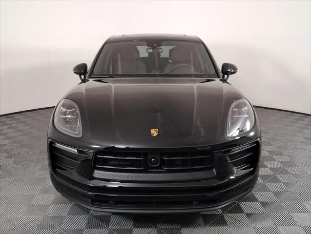 2025 Porsche Macan Macan