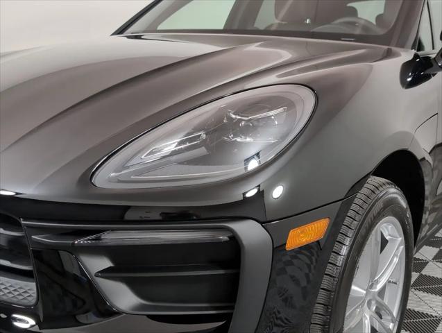 2025 Porsche Macan Macan