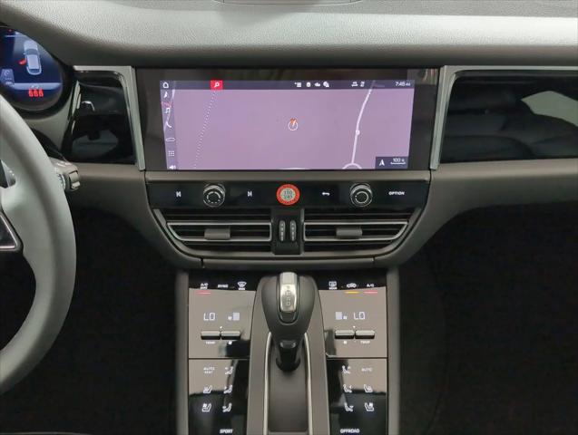 2025 Porsche Macan Macan