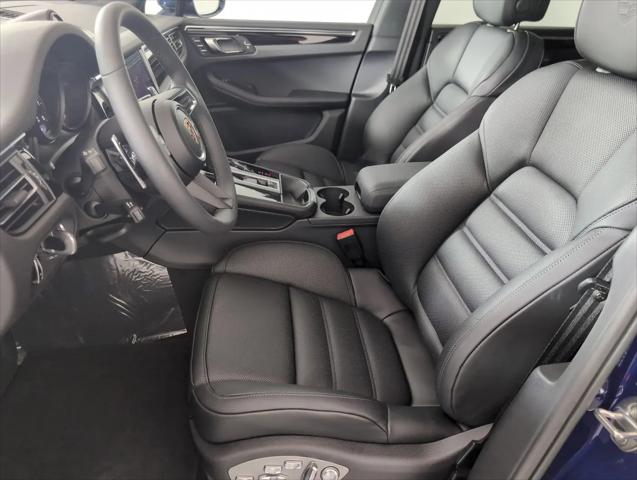 2025 Porsche Macan Macan
