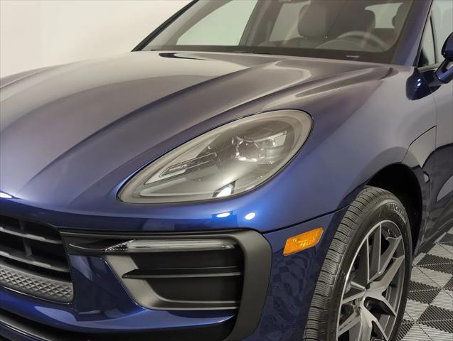 2025 Porsche Macan Macan