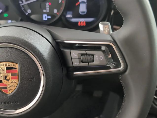 2025 Porsche Macan Macan