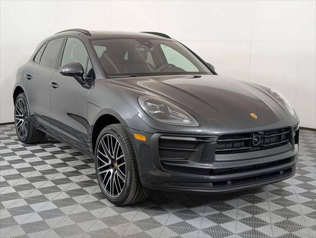 2026 Porsche Macan Macan