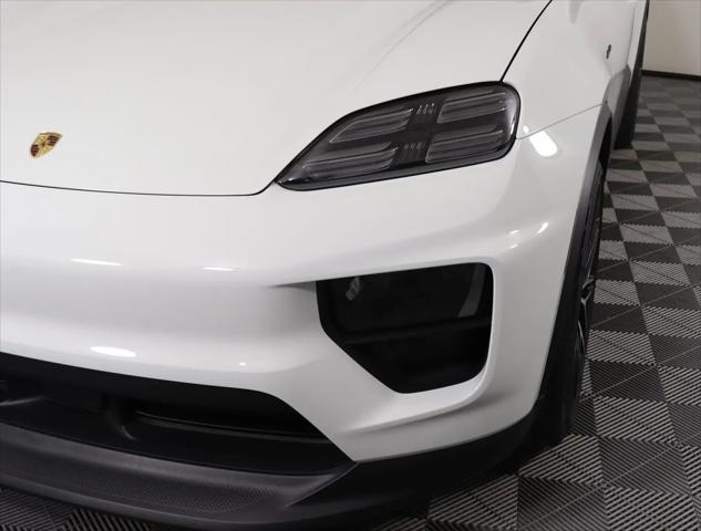 2024 Porsche Macan Electric 4