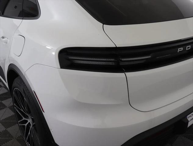 2024 Porsche Macan Electric 4