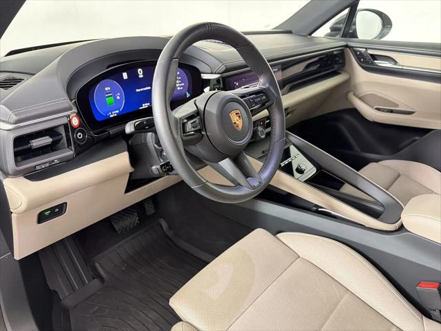 2025 Porsche Macan Electric 4