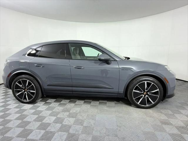 2025 Porsche Macan Electric 4