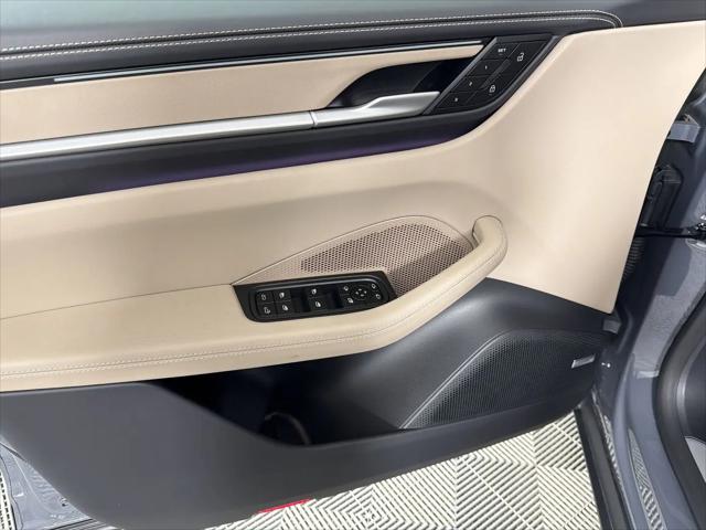 2025 Porsche Macan Electric 4