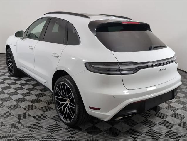 2025 Porsche Macan Macan