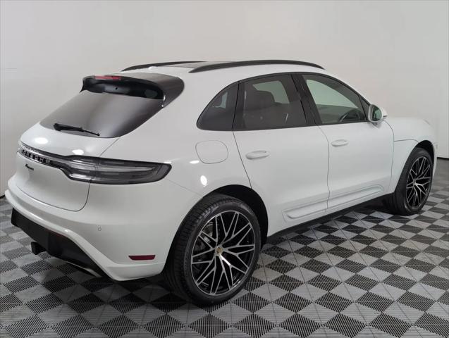 2025 Porsche Macan Macan