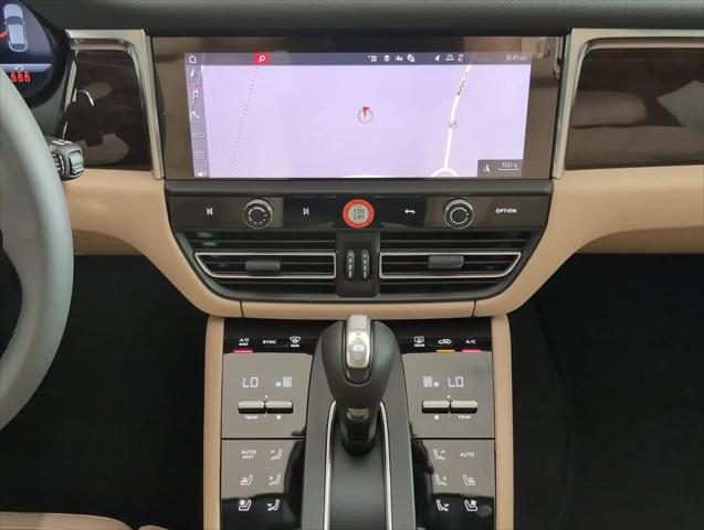 2025 Porsche Macan Macan