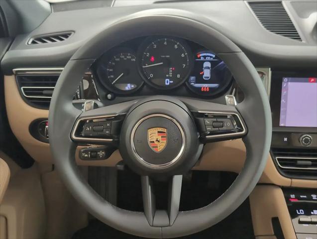 2025 Porsche Macan Macan