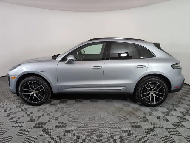 2025 Porsche Macan Macan