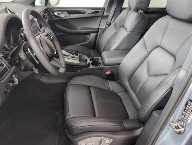 2025 Porsche Macan Macan