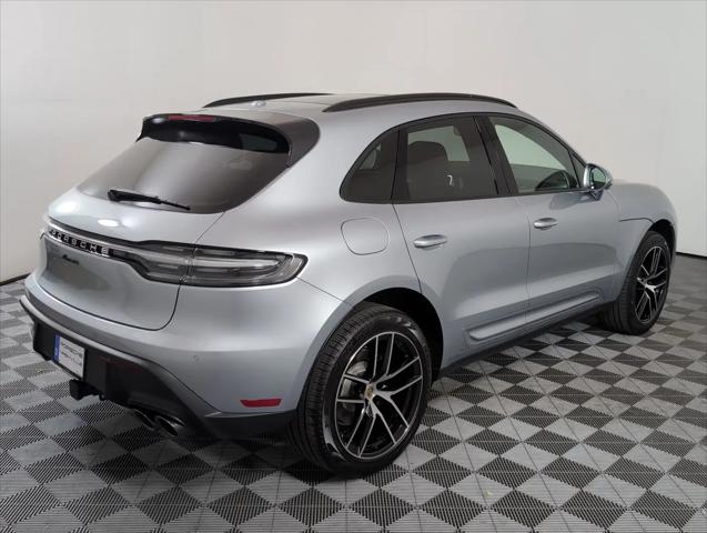 2025 Porsche Macan Macan