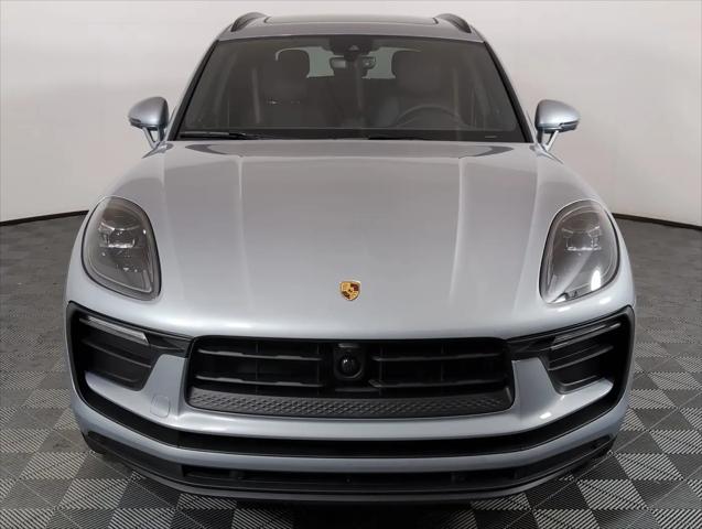 2025 Porsche Macan Macan