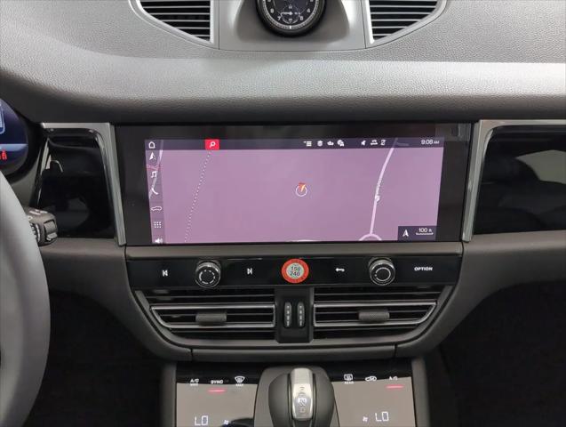 2025 Porsche Macan Macan