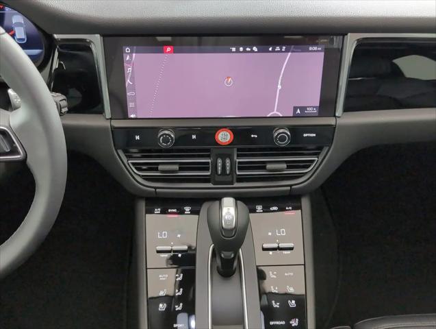 2025 Porsche Macan Macan