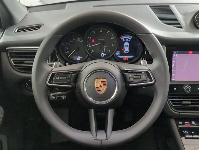 2025 Porsche Macan Macan