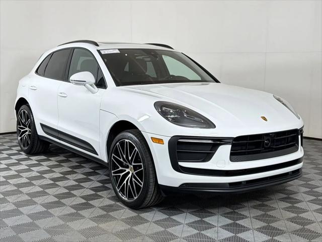 2026 Porsche Macan Macan