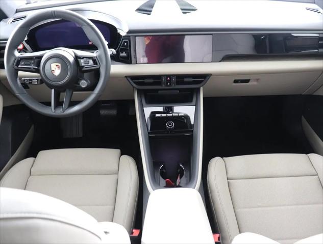 2025 Porsche Macan Electric Macan Electric