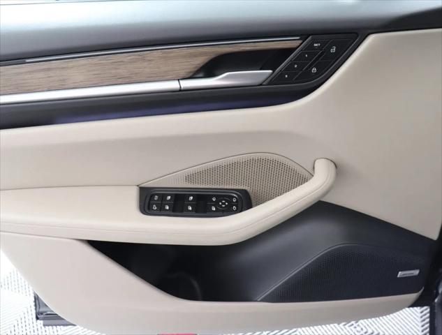 2025 Porsche Macan Electric Macan Electric