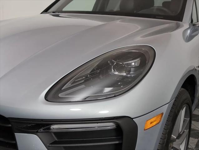 2025 Porsche Macan Macan