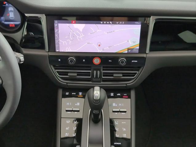 2025 Porsche Macan Macan