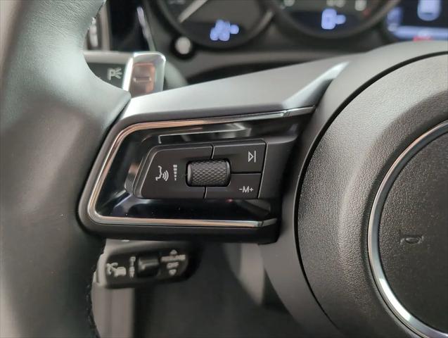 2025 Porsche Macan Macan