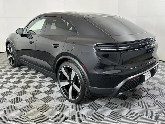 2025 Porsche Macan Electric 4