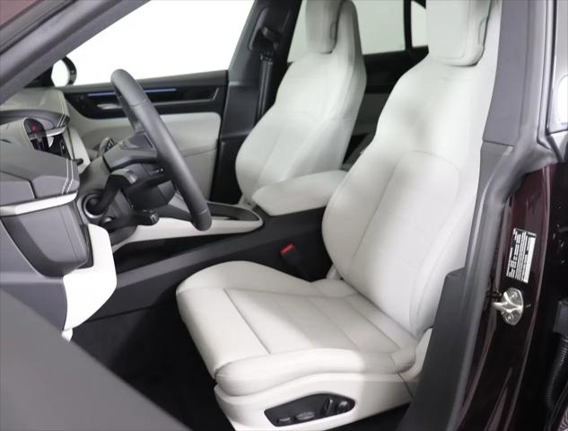 2025 Porsche Macan Electric 4S