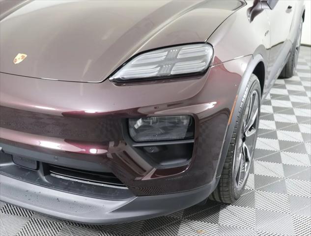 2025 Porsche Macan Electric 4S