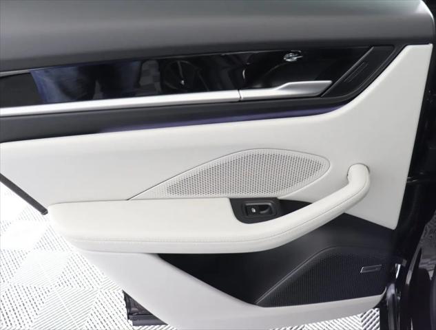2025 Porsche Macan Electric 4S