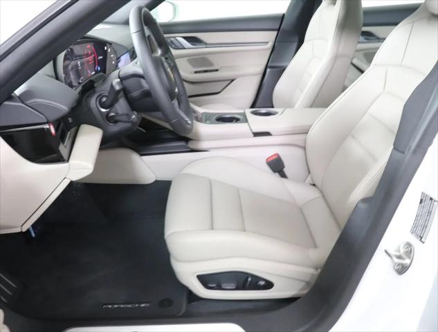 2025 Porsche Taycan Taycan