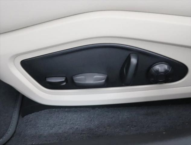 2025 Porsche Taycan Taycan