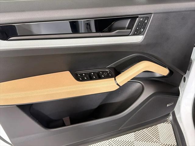 2024 Porsche Cayenne S