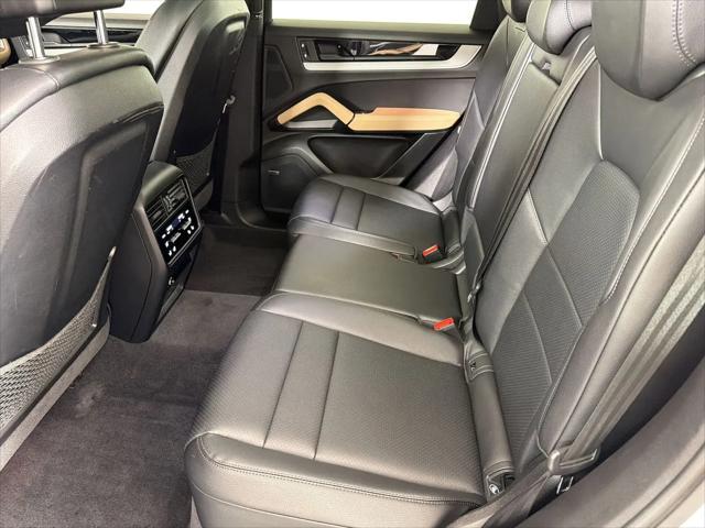 2024 Porsche Cayenne S