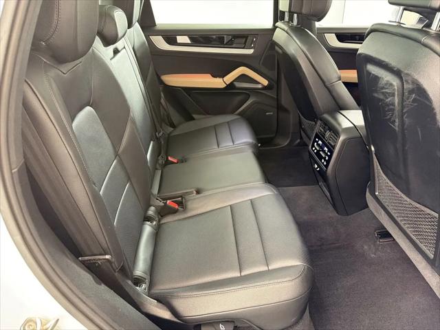 2024 Porsche Cayenne S