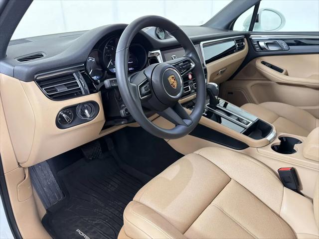 2025 Porsche Macan Macan