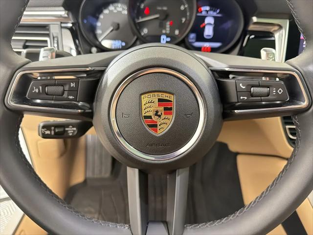 2025 Porsche Macan Macan