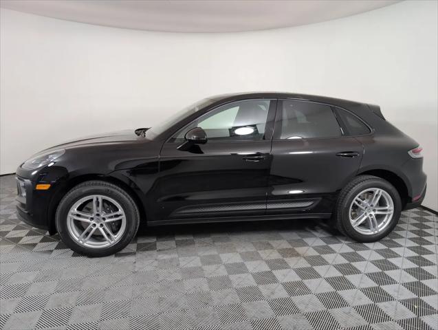 2025 Porsche Macan Macan