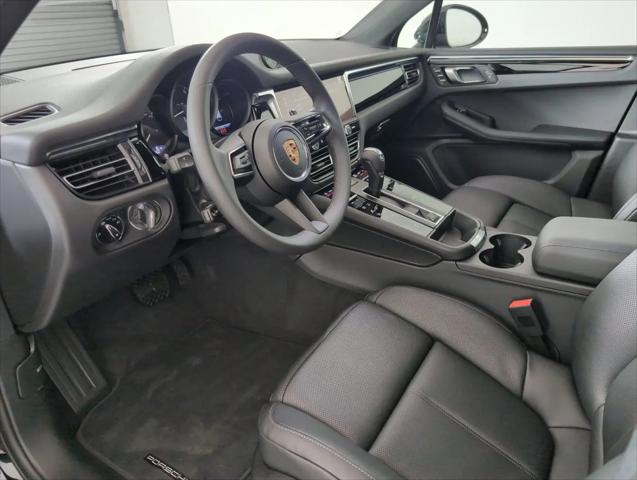 2025 Porsche Macan Macan
