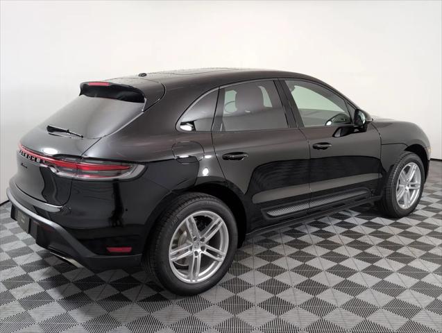 2025 Porsche Macan Macan