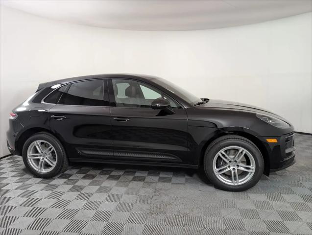 2025 Porsche Macan Macan
