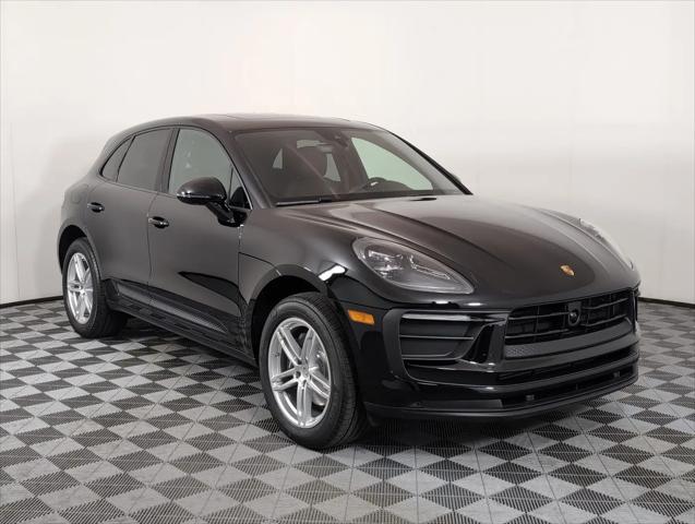 2025 Porsche Macan Macan